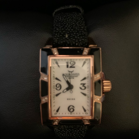 Aquaswiss Avalon L Watch - Picture 2 of 5